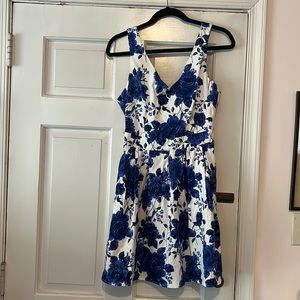 Blue and White Floral Dress 💙🤍💙